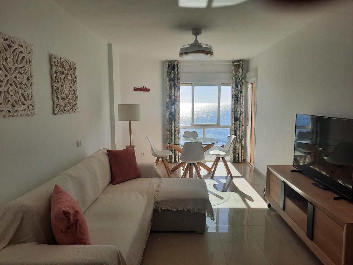 Primera Linea De Playa A 10 Min Estepona سان لويس ذي سابينيل المظهر الخارجي الصورة